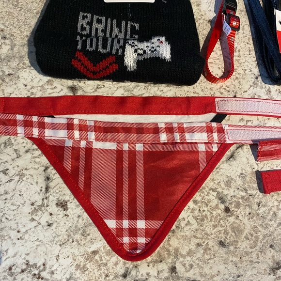 NWT Small Pet Bundle - Picture 4 of 5